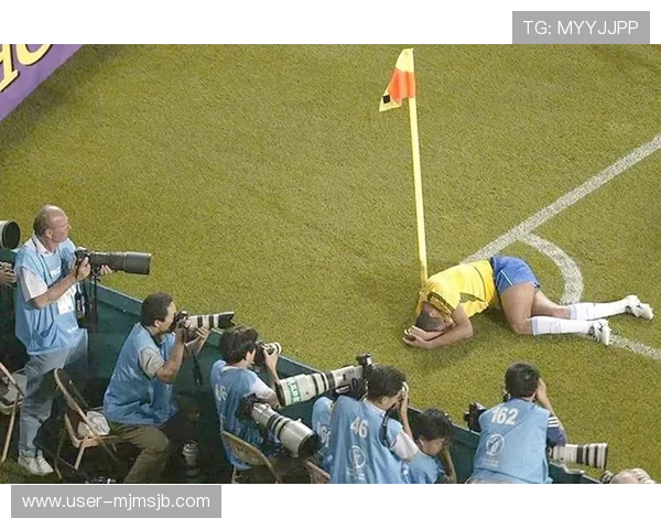 历届世界杯歌曲的精彩回顾与经典瞬间盘点